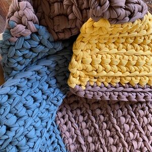 Sheltered Co. Weighted Blanket
